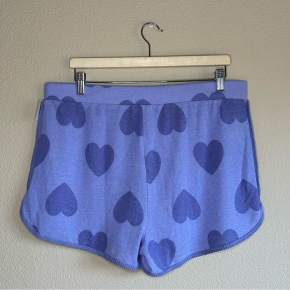 Colsie size XL lavender colored heart pattern mini shorts - Picture 2 of 8